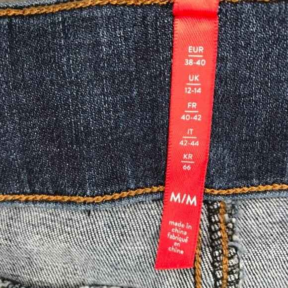 SPANX Jeans Womens MEDIUM Skinny Pull On Distressed Stretch Denim Frayed Hem - Picture 4 of 15
